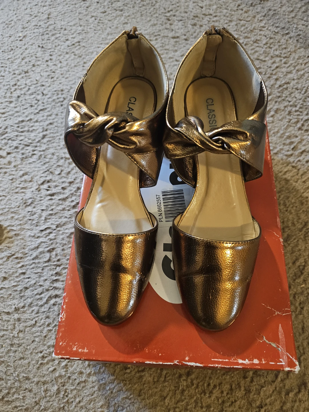 Classic Women's Rose Gold Ballet Flats with Bow