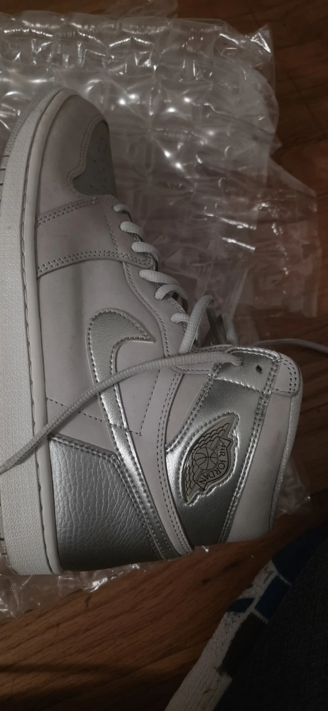Nike Air Jordan 1 High OG "Light Smoke Grey" (DC1788-029) - photo 4