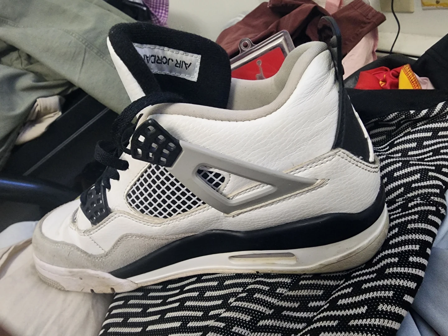 Air Jordan 4 Sneakers - photo 2