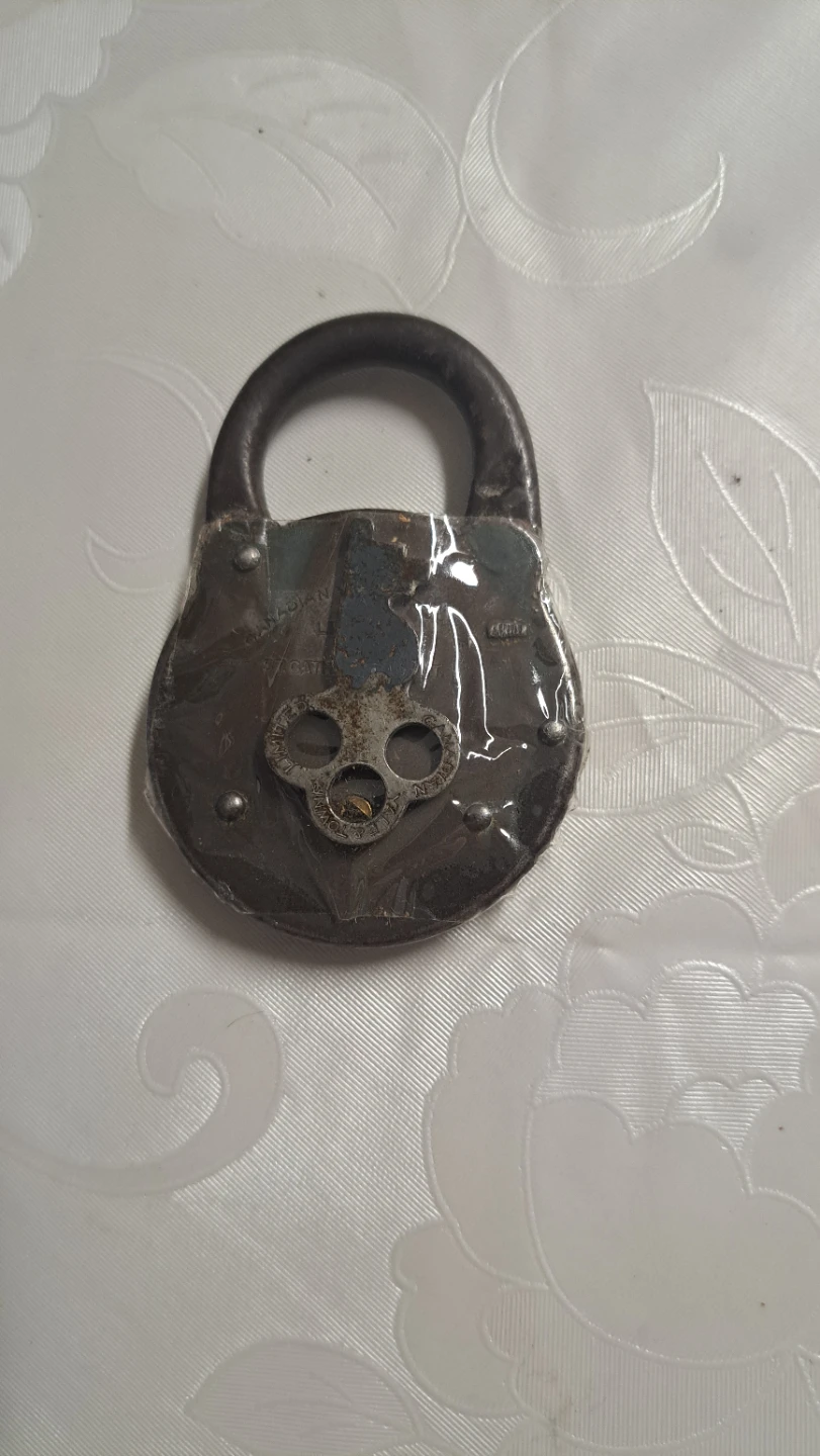 Yale Vigilant Padlock
