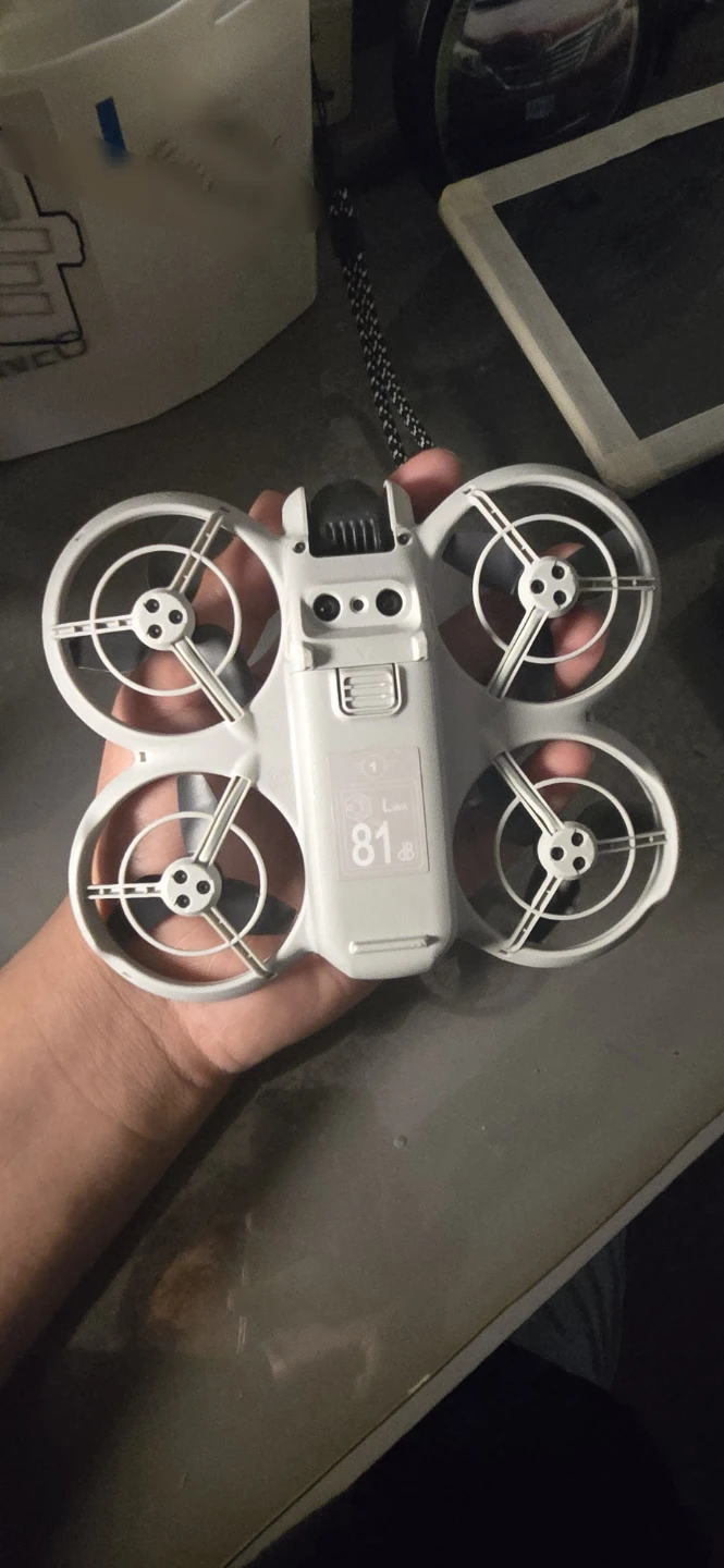 URGENT SALE DJI. TRADE/OBO NEO Drone with Controller and Screen - photo 3