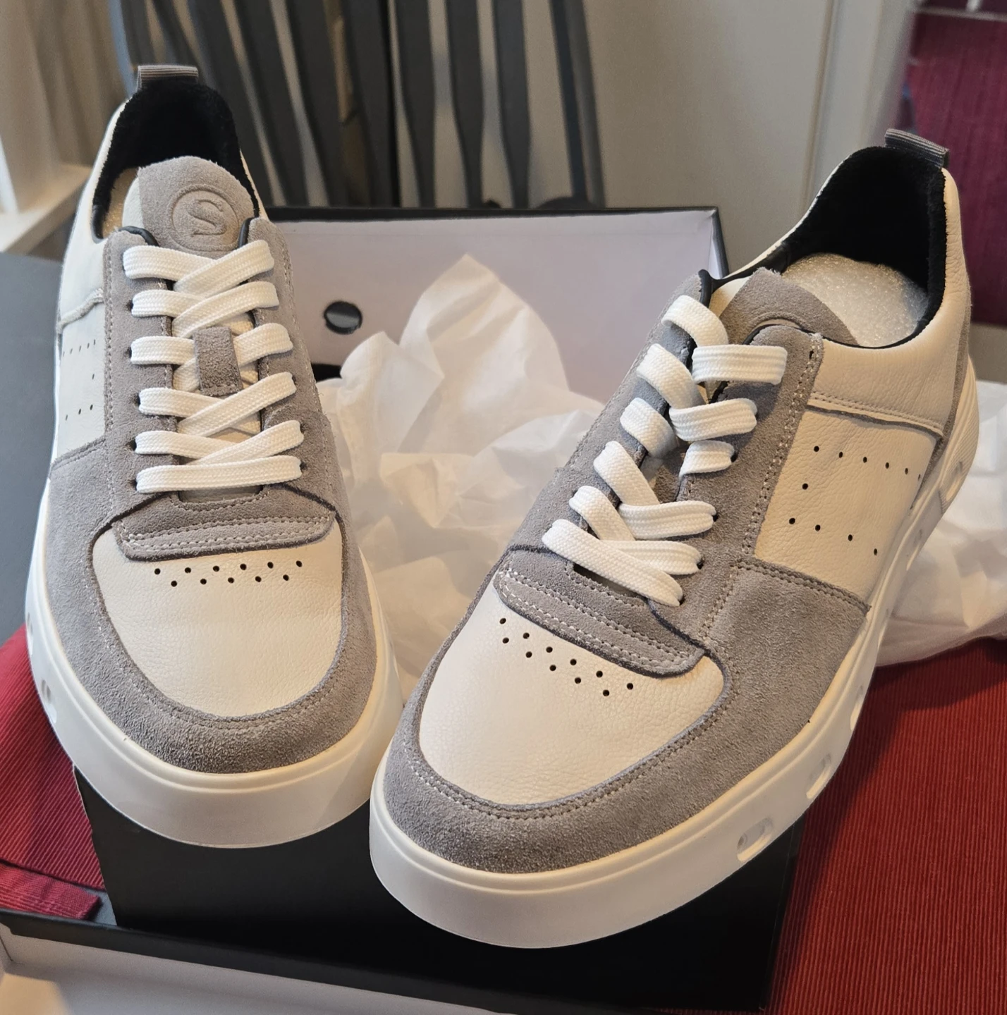 Ecco Sneakers White Size 8 - photo 2