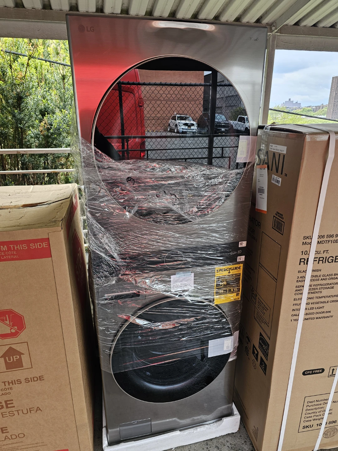 New LG thinq washer and dryer tower