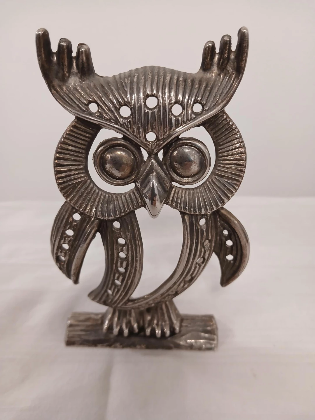 Owl Jewelry Holder for long earrings or studs. Pick up only.