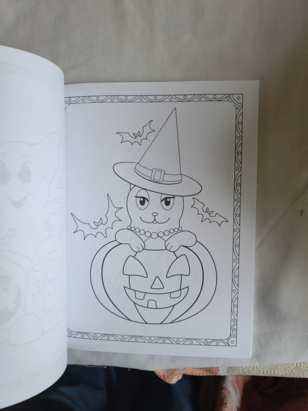 Ages 2-8 Halloween Coloring book - photo 2