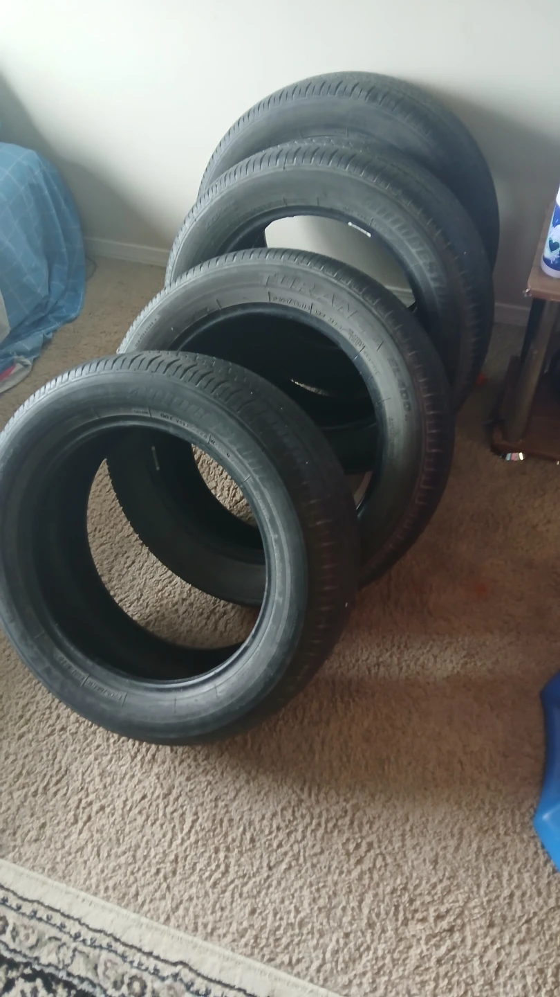 Set of 4 Bridgestone Turanza Tires all seseon