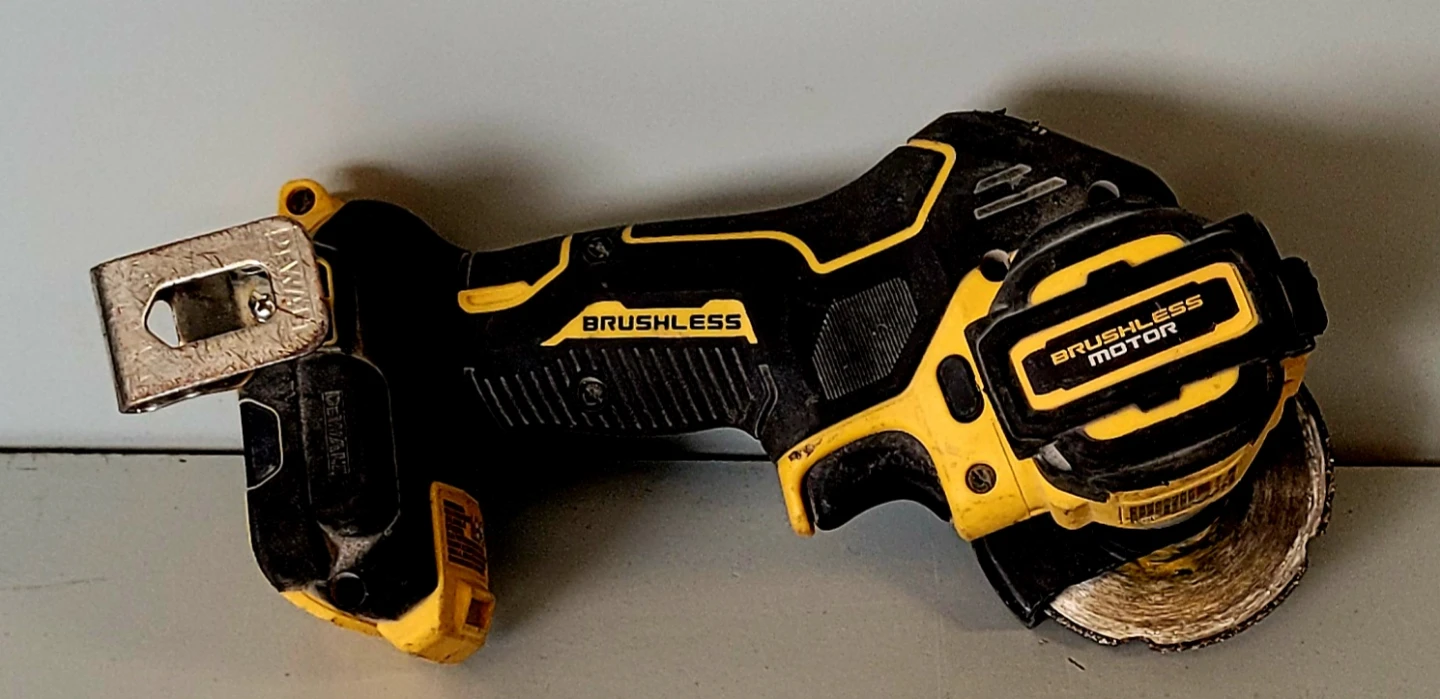 20V Dewalt 3" Cut Off Tool DCS438 (32734620) - photo 2