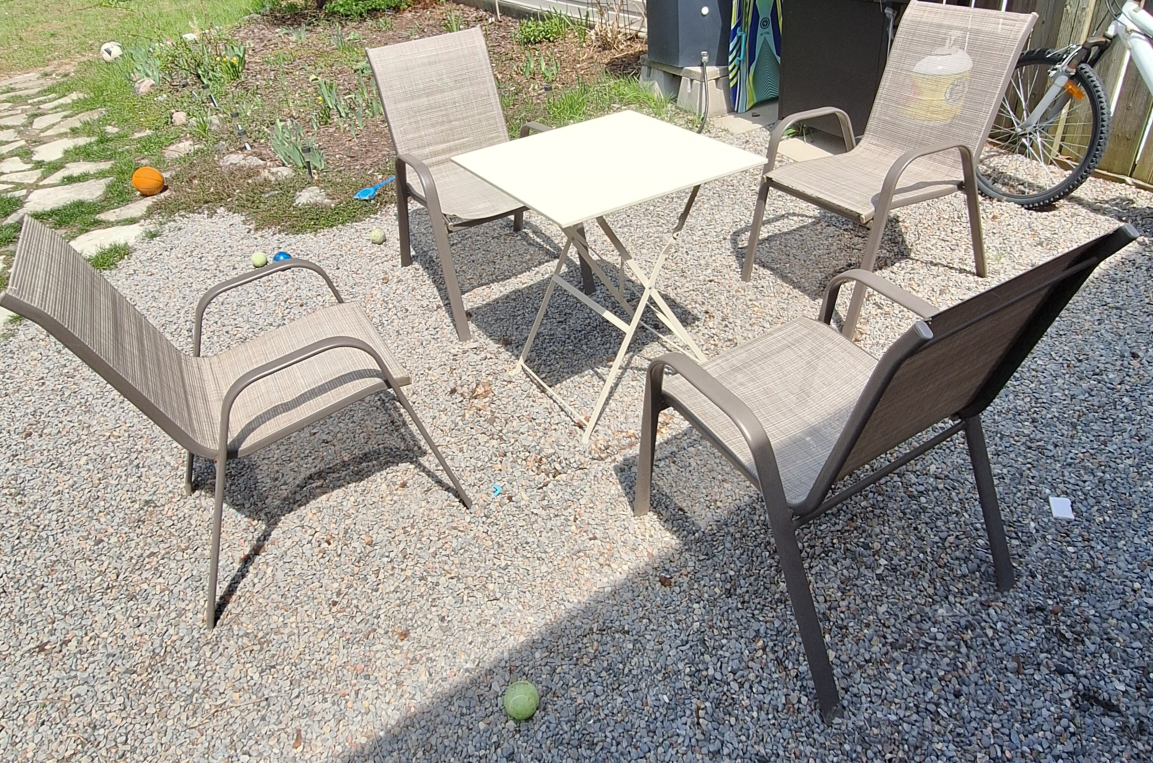 Patio Table and 4 Chairs Set
