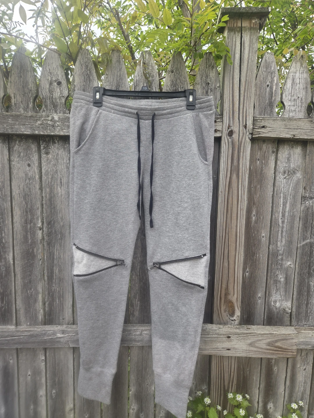 H&M Gray Zipper Detail Jogger Sweatpants - Size M