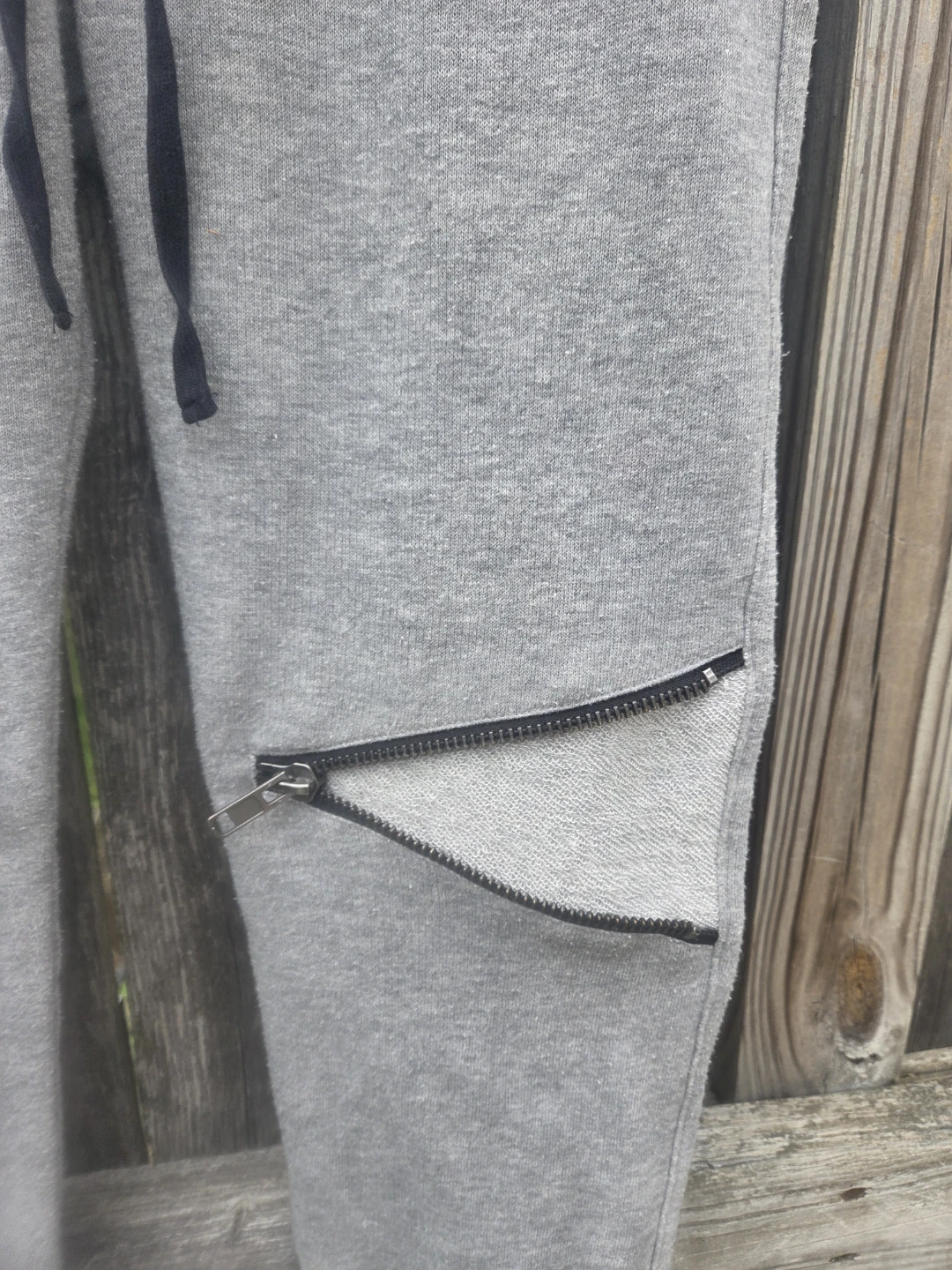 H&M Gray Zipper Detail Jogger Sweatpants - Size M - photo 2