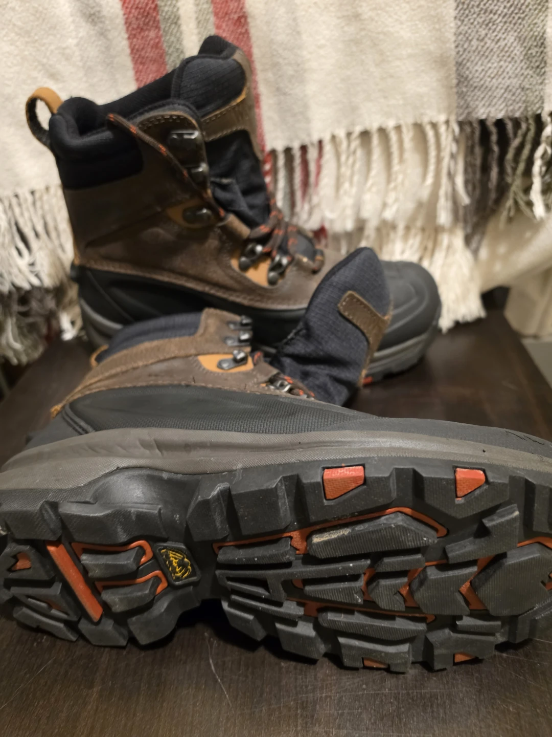 WindRiver Insulated Winter Boots - Size 9 - photo 4