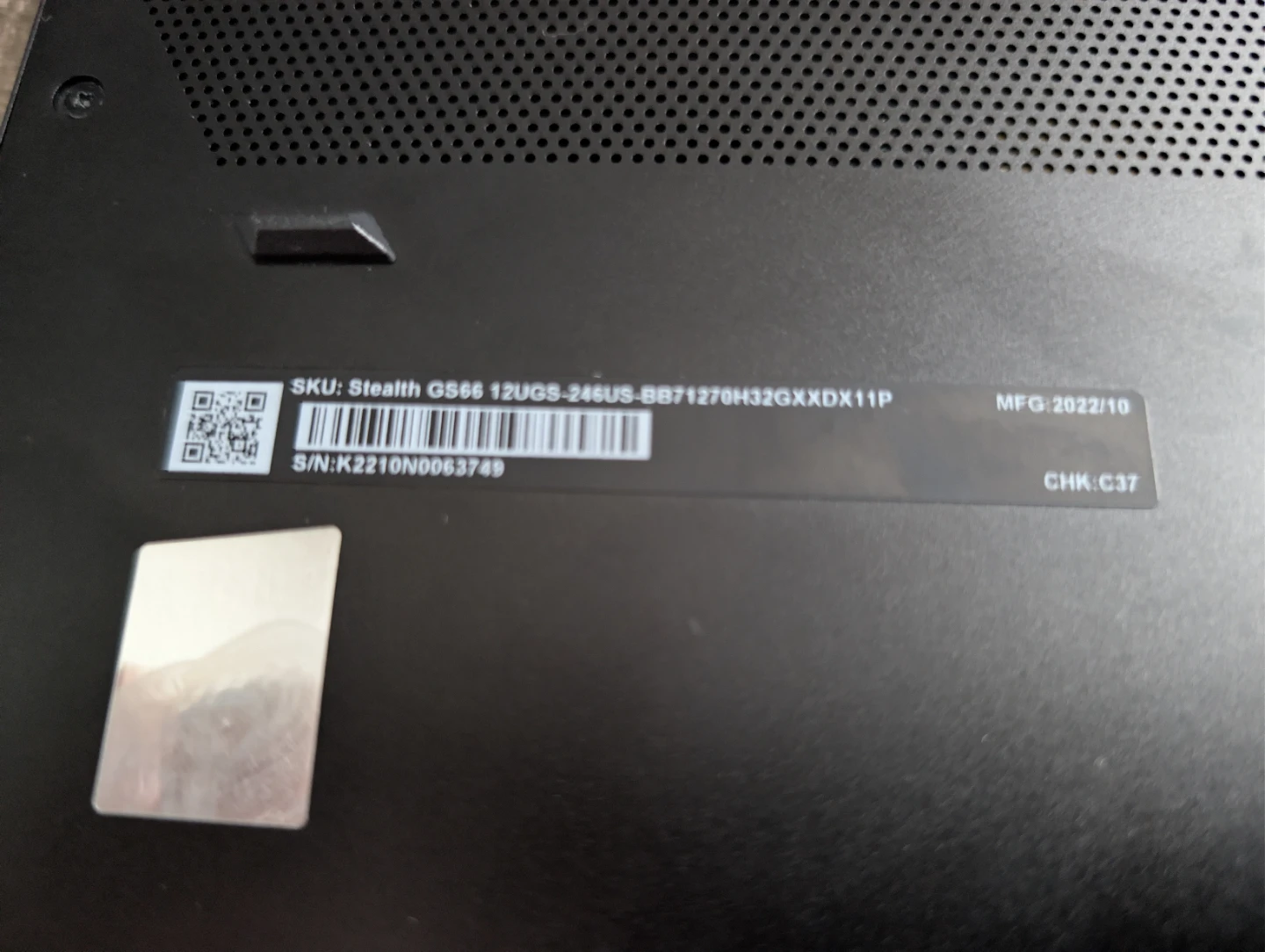 MSI Stealth GS66 12UGS Gaming Laptop - photo 4