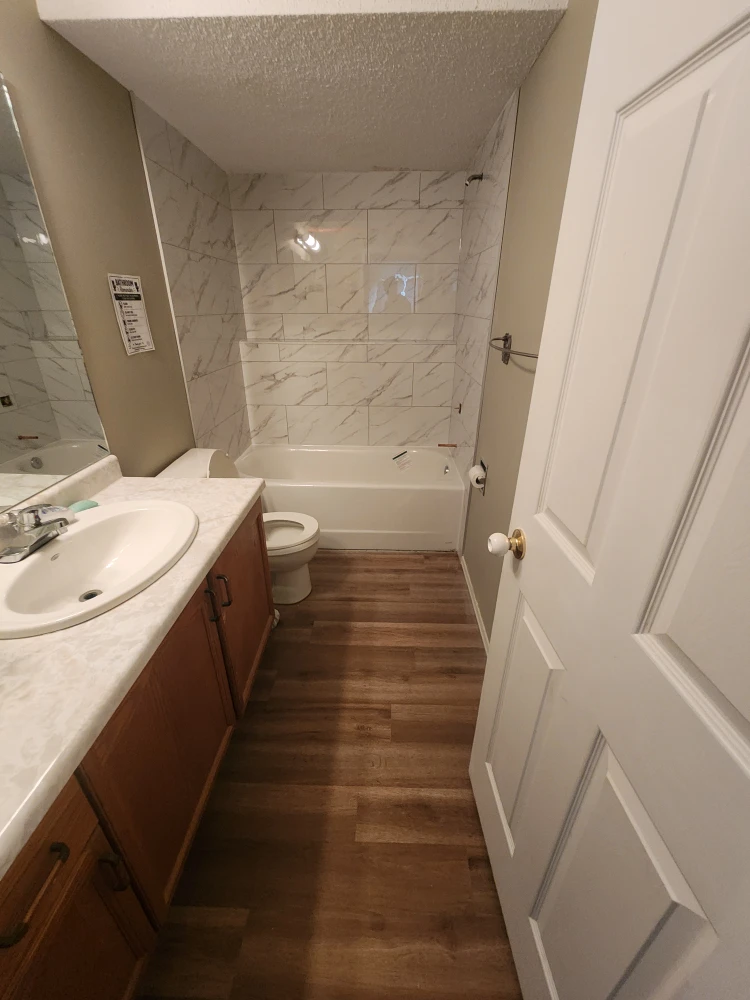 Installation of all kinds of tiles and vinyl