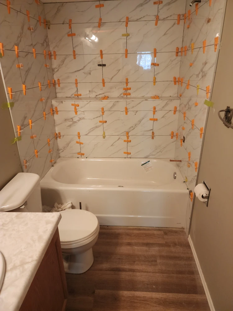 Installation of all kinds of tiles and vinyl - photo 2