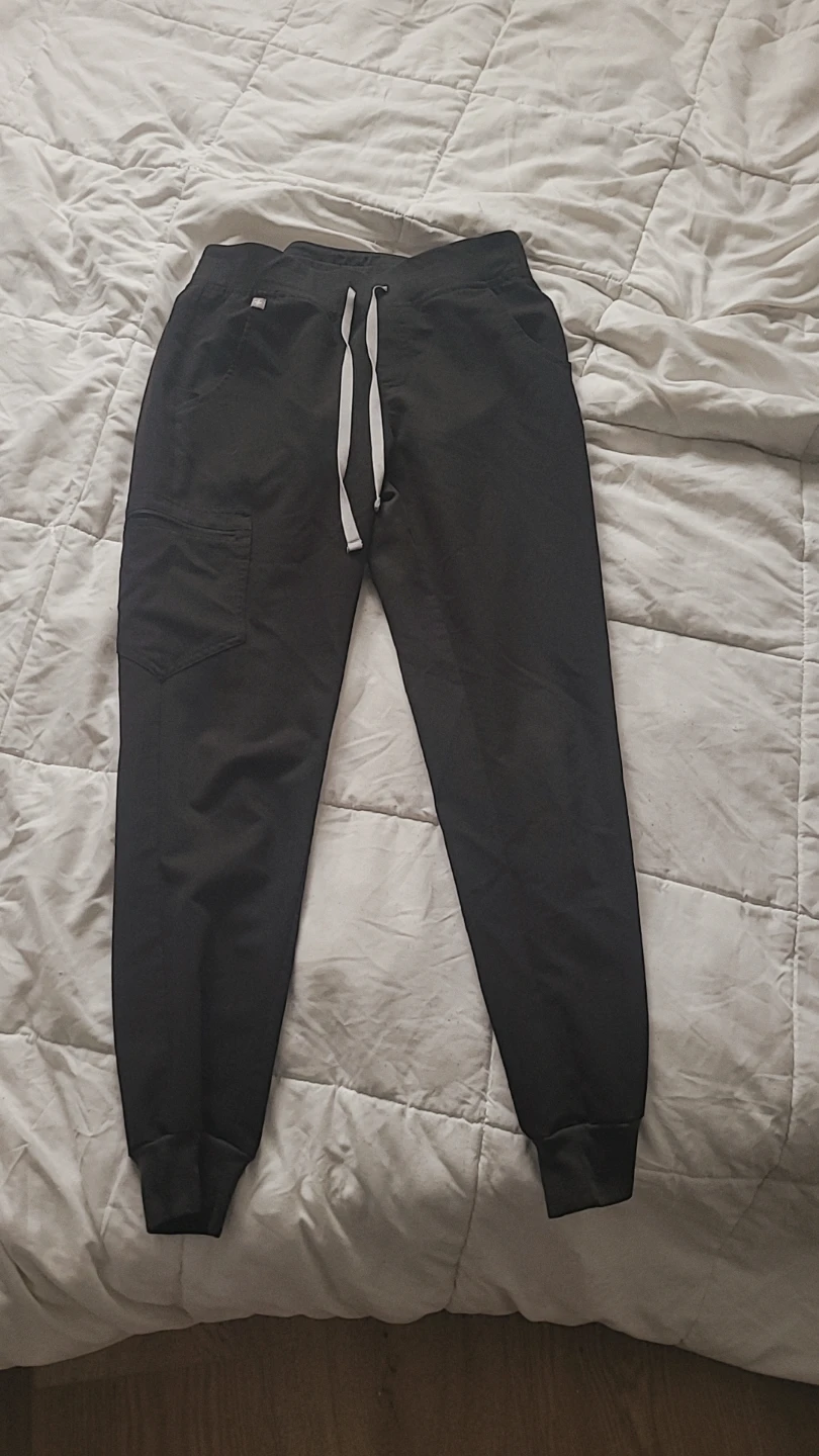 FIGS Women's Zamora Scrub Jogger (small/regular)