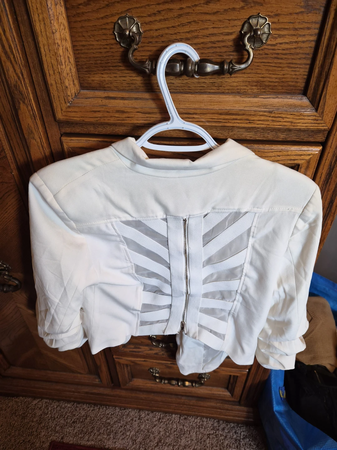 Love Tree White Cropped Blazer - Medium - photo 2
