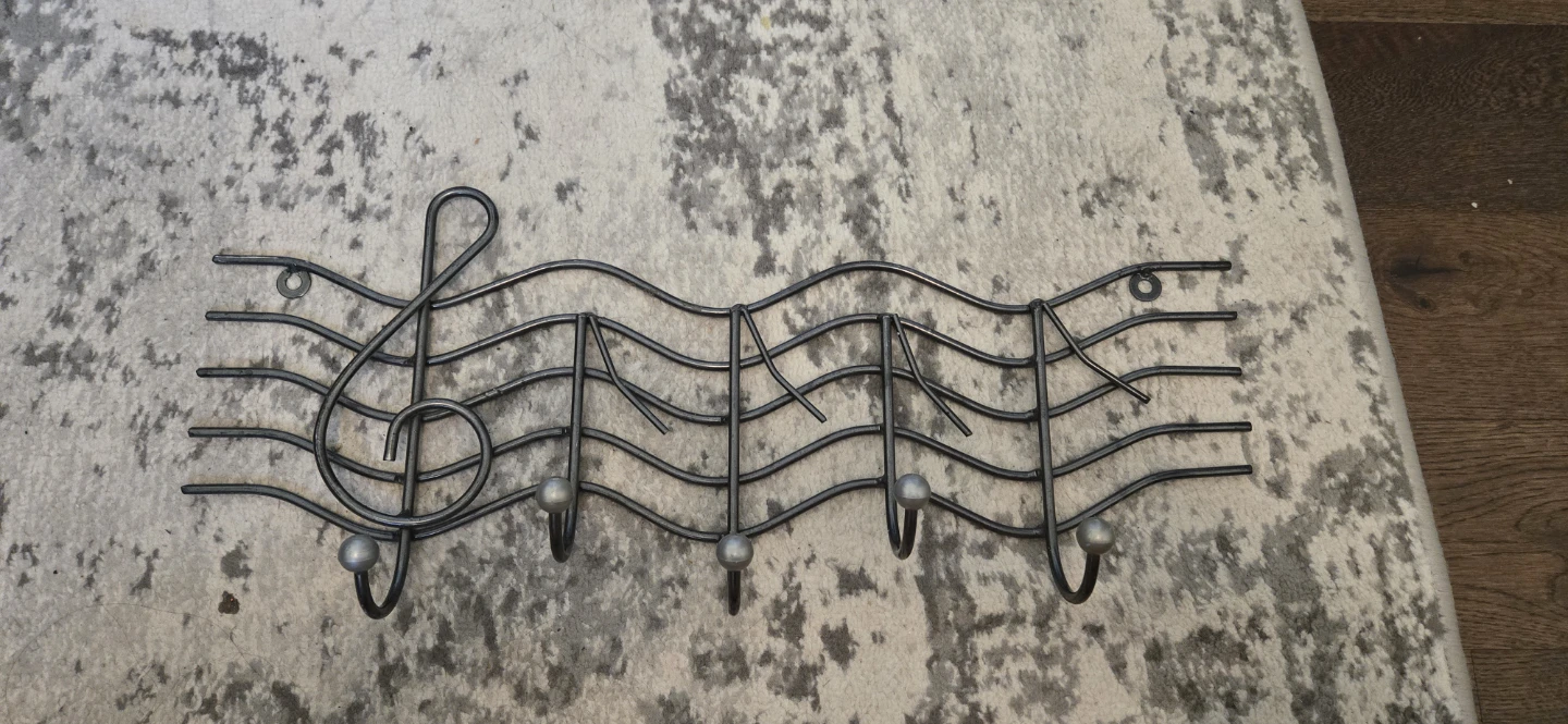 Metal Music Note Wall Hook Rack