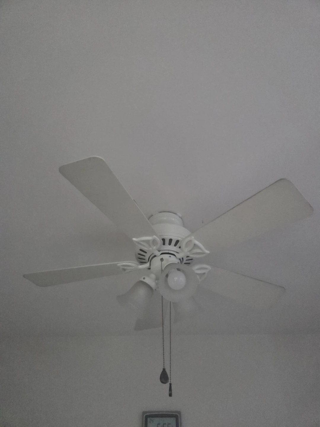 White Ceiling Fan with Lights - photo 2