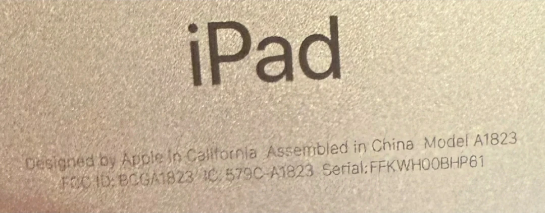 Apple iPad Model A1823 Gold - photo 3