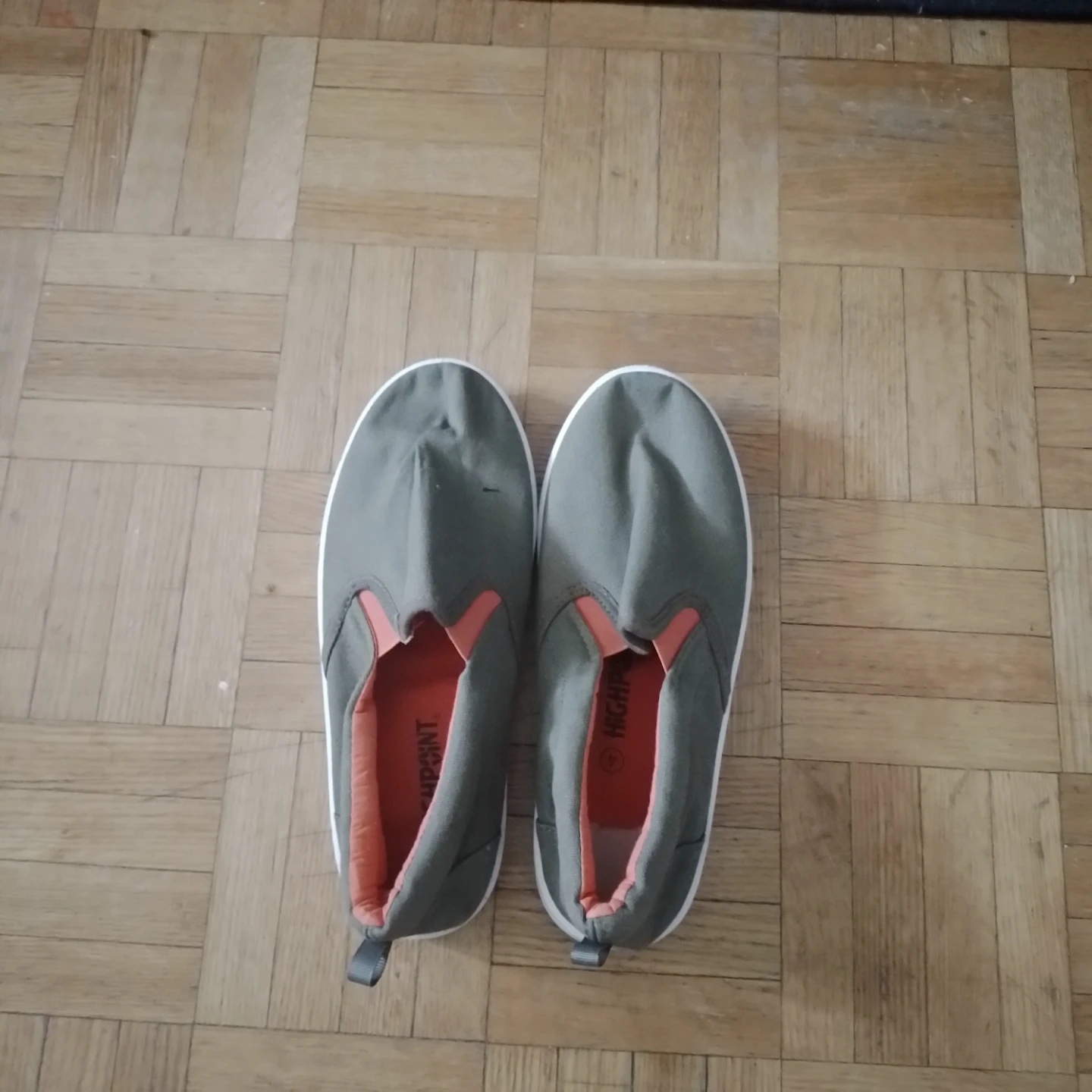 Running Shoes
