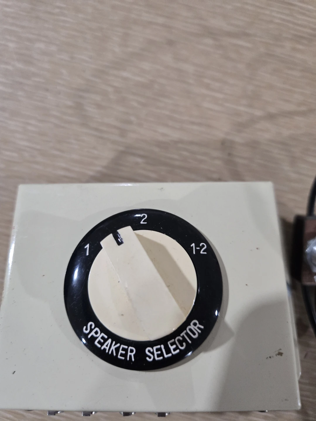 Vintage Speaker Selector Switch Box - photo 2