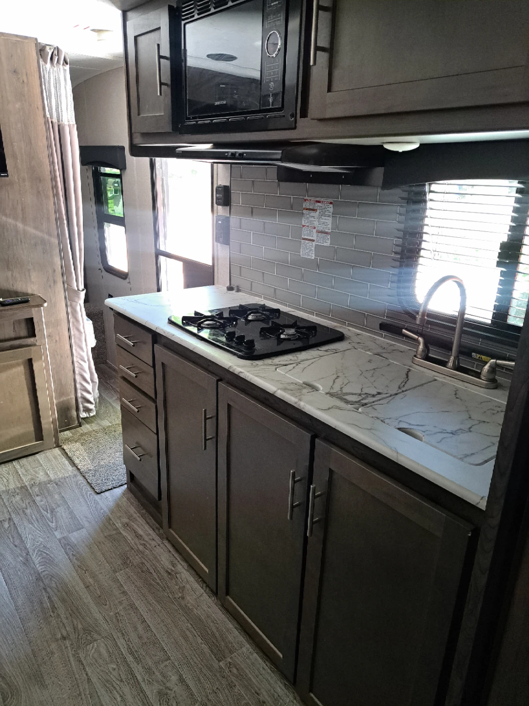 Viking Travel Trailer - photo 5