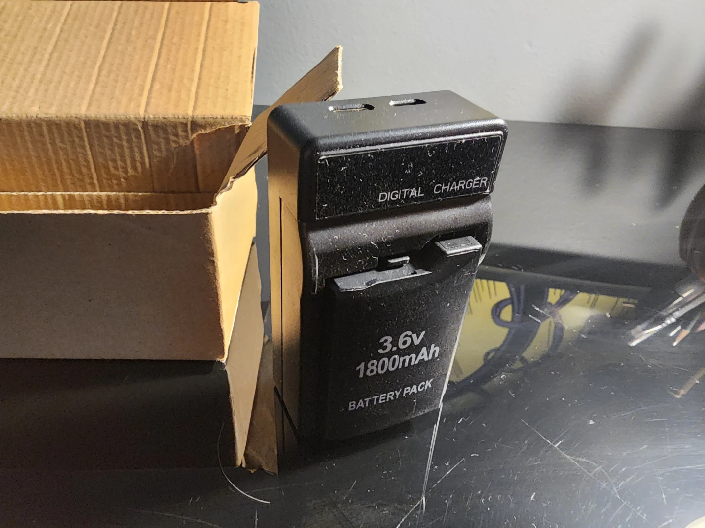 Digital Charger and Battery Pack - photo 4