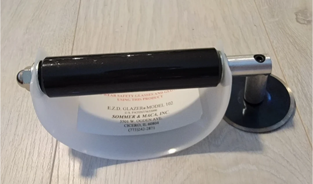 E.Z.D. Glazer Model 102 Glass Cutter