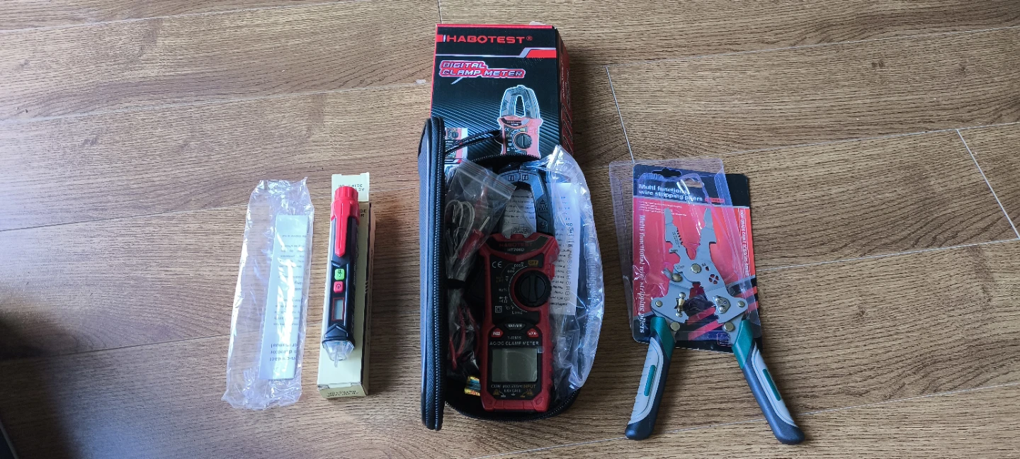 HABOTEST Digital Clamp Meter, Voltage Detector, and Wire S