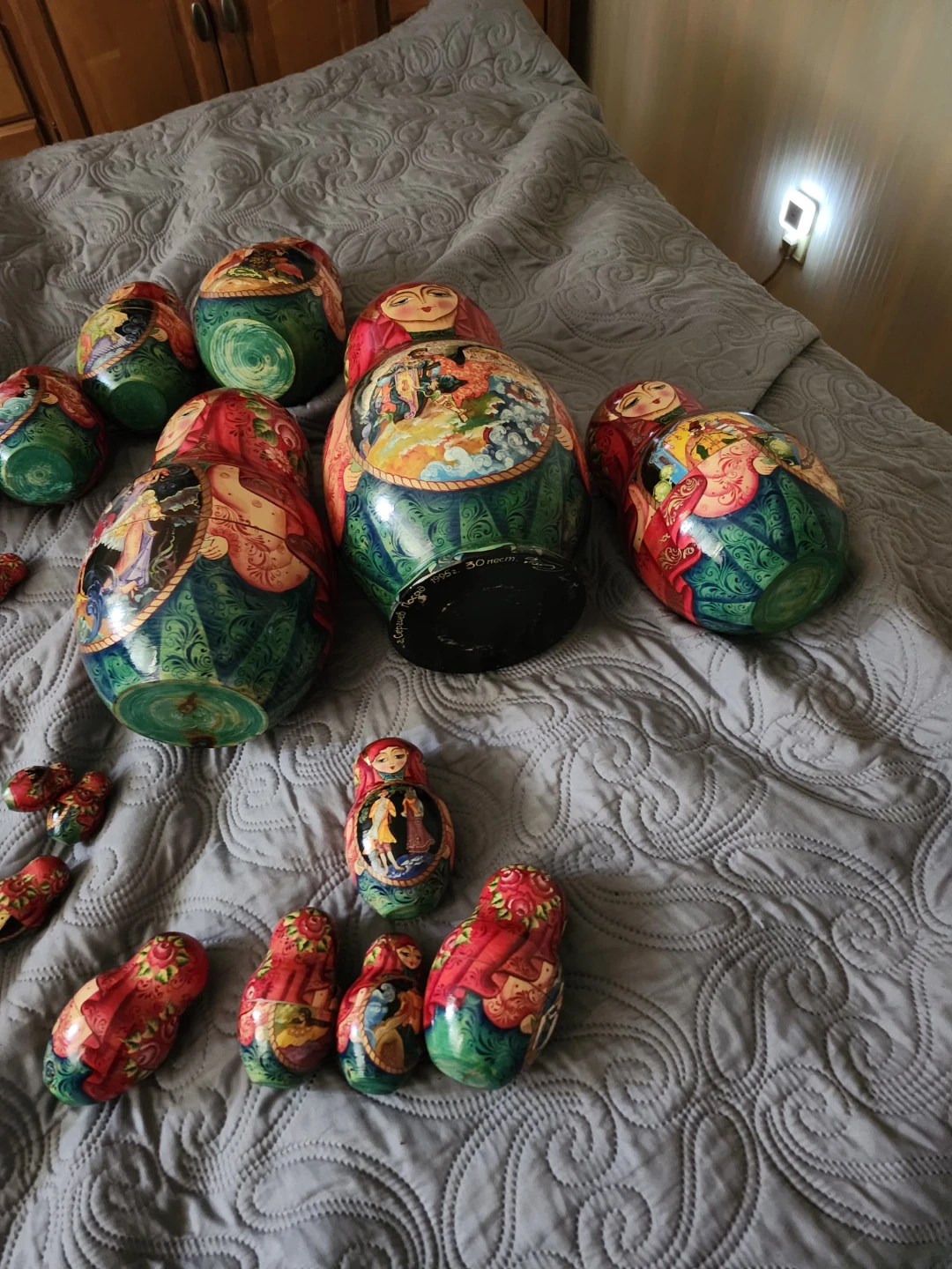 27 pc Russian Doll handpainted set - photo 3