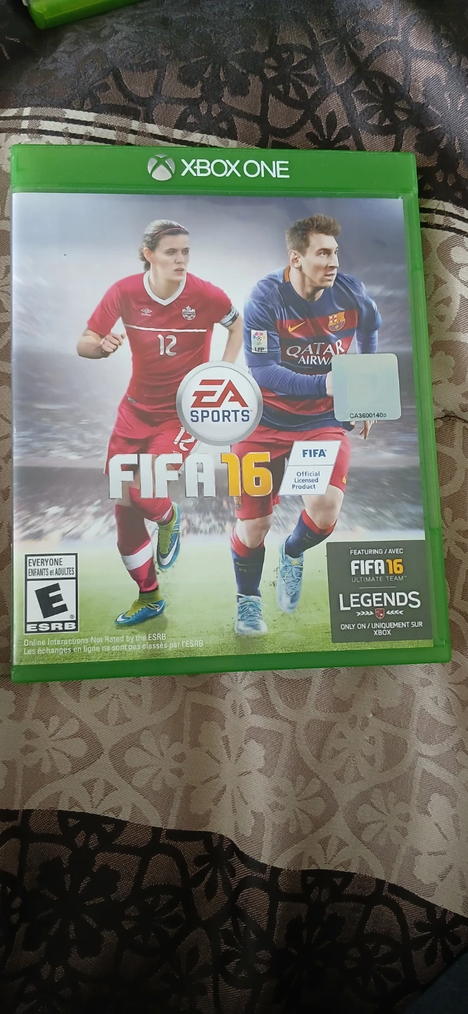 Xbox One FIFA 16 Video Game