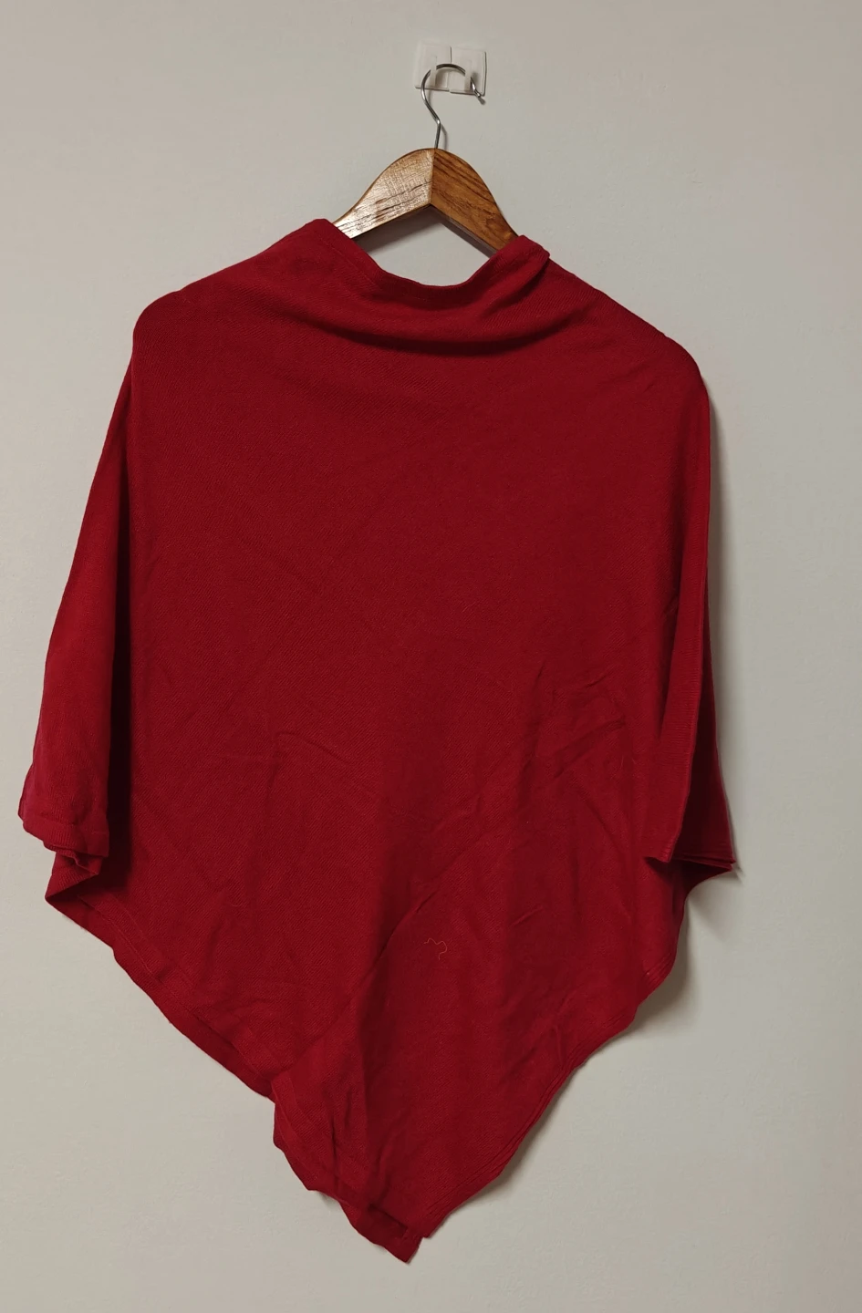 Bright Red Poncho - photo 2