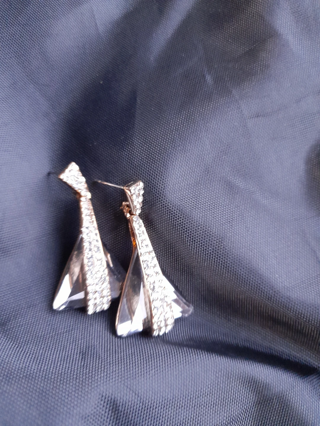 Sparkly teardrop earrings