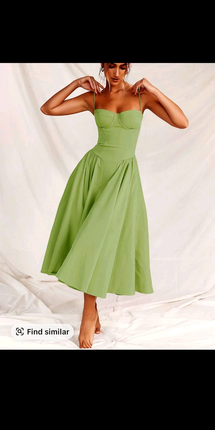 Suoer cute summer dress.