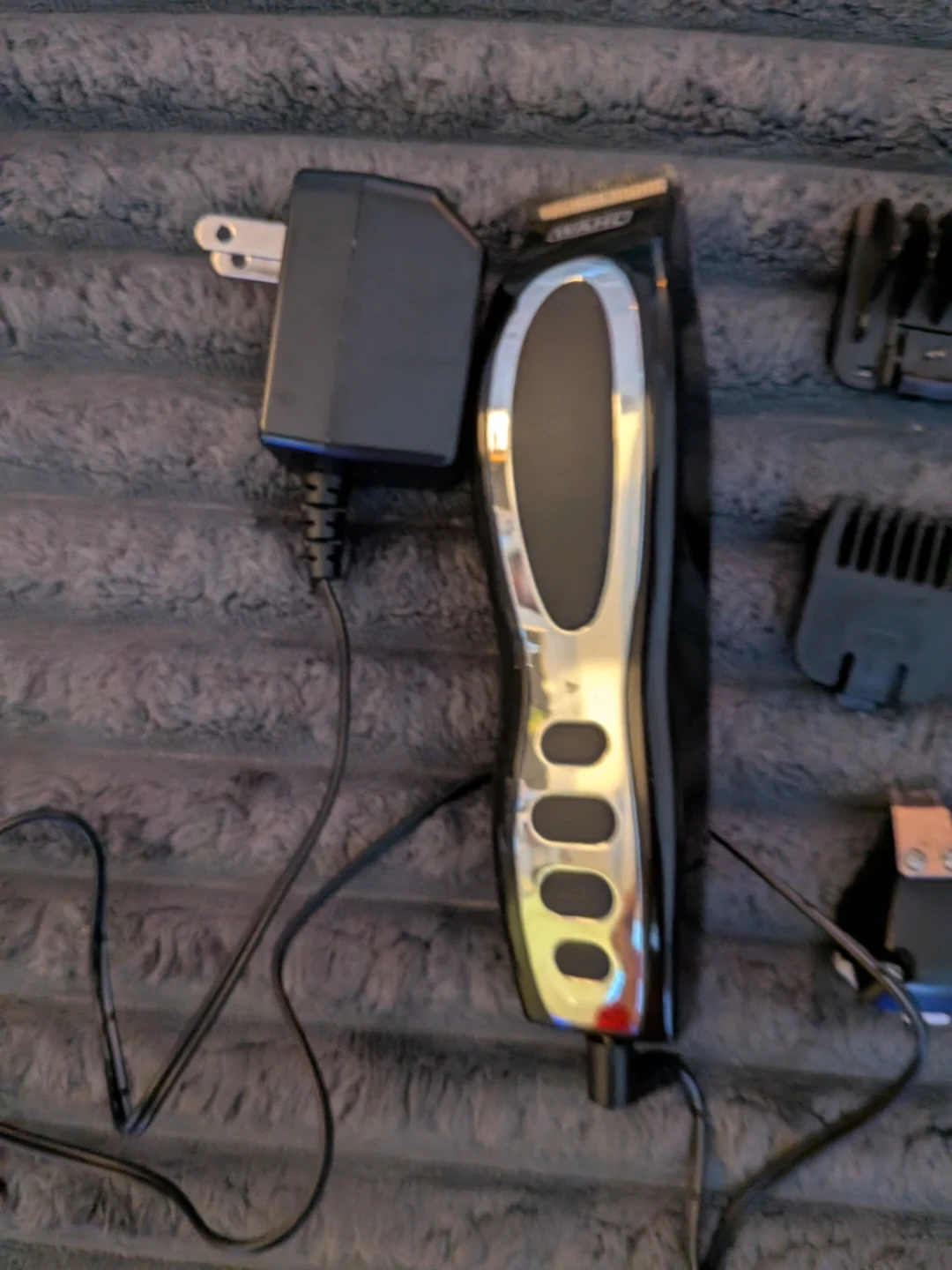 Wahl Cordless Hair Clipper Kit with Accessories - photo 4