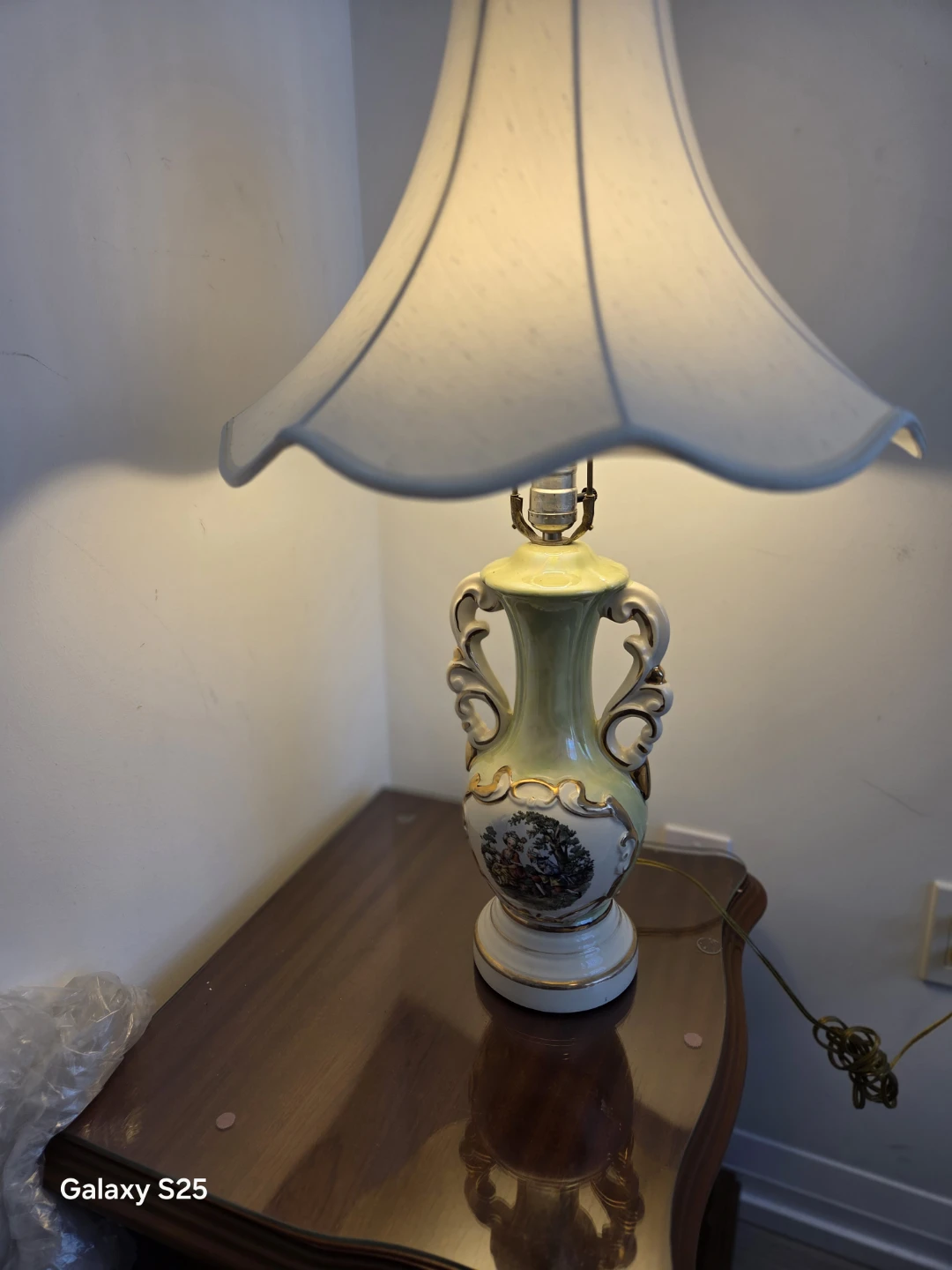 Vintage Ceramic Table Lamp with Decorative Scene
