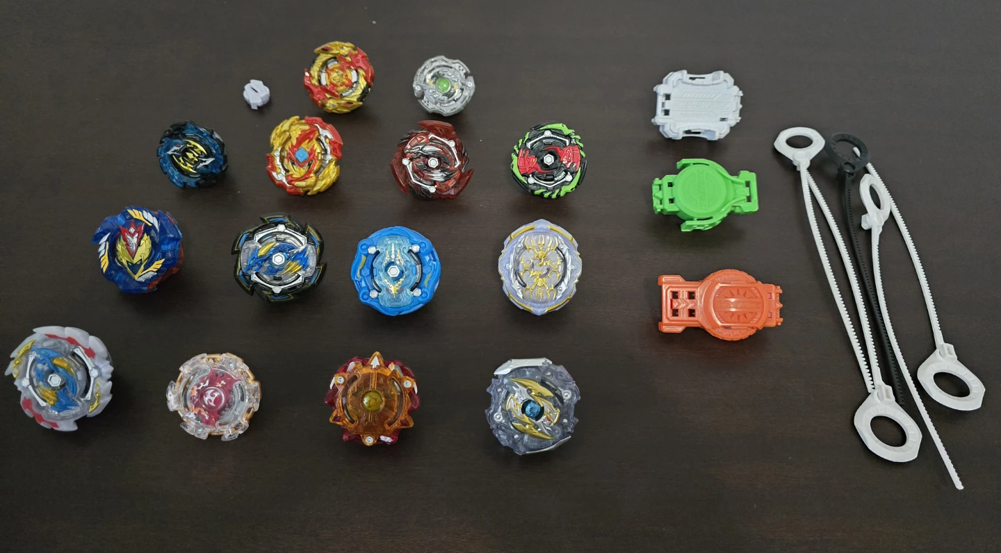 Beyblade Burst Stadiums & Beyblade Lot