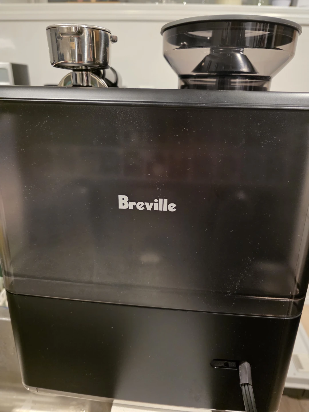 Breville Barista Express Impress Espresso Machine - Black - photo 4
