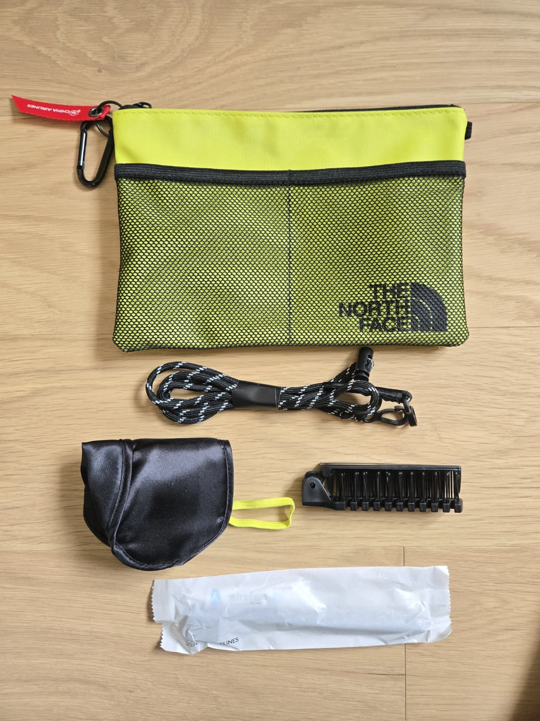 The North Face Travel Pouch Bag Airline Amenity Kit