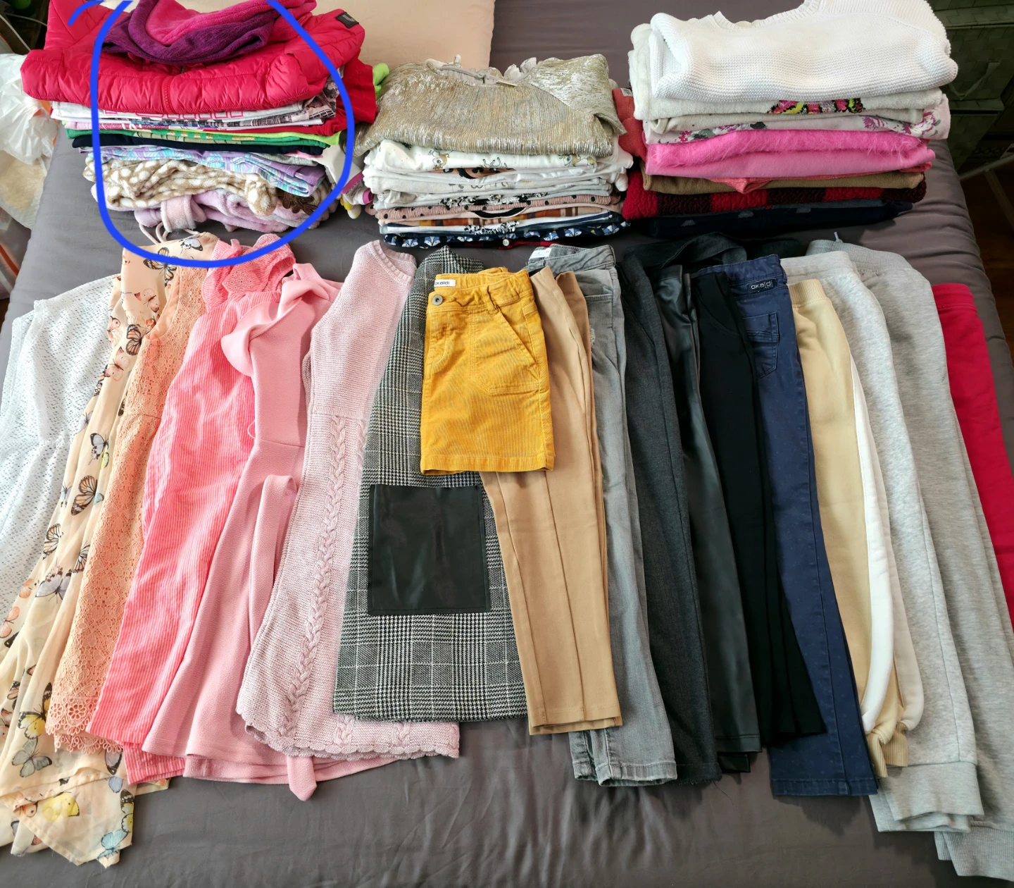 Bundle of girls clothes (51 items) Size 6-8y.o. - photo 3