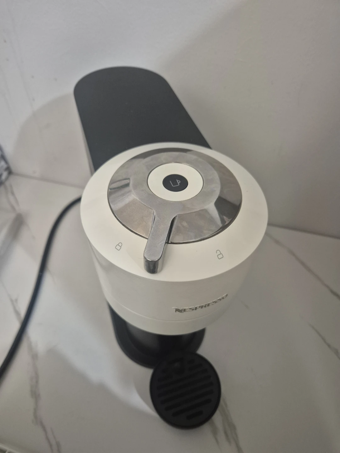 Nespresso Vertuo Coffee Machine - photo 4