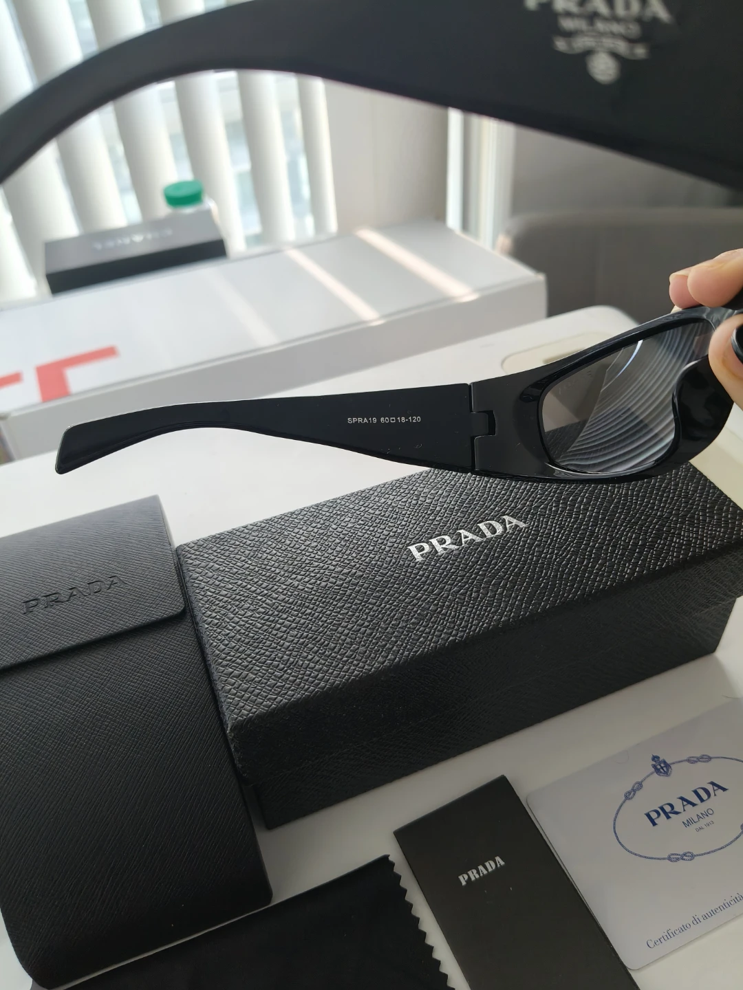 Prada SPRA19 Sunglasses - photo 5