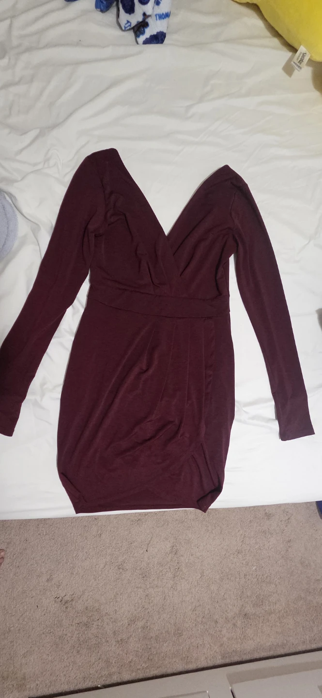 Maroon Long Sleeve V-Neck Dress