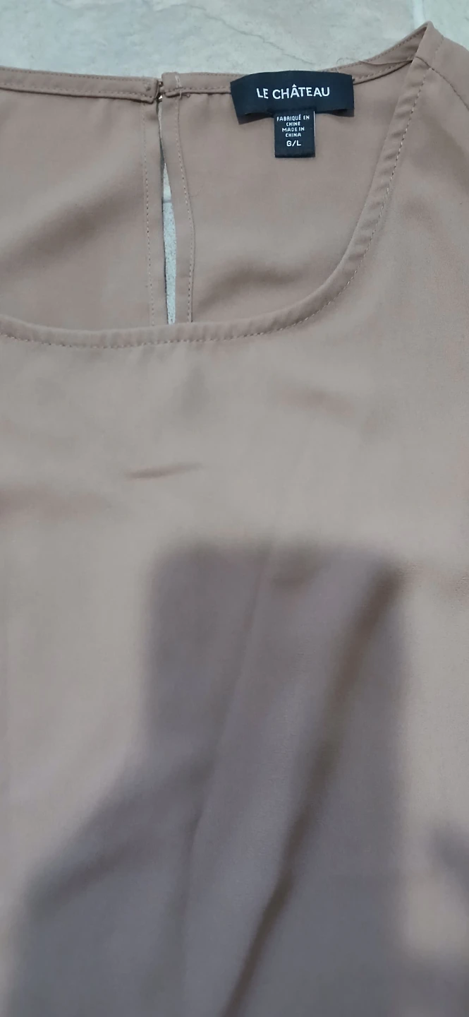 LE CHÂTEAU Sleeveless Top - M/L - photo 2