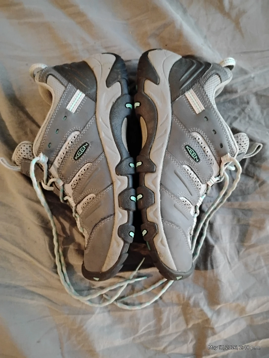KEEN Women's Hiking Shoes Size 9 Grey - photo 3