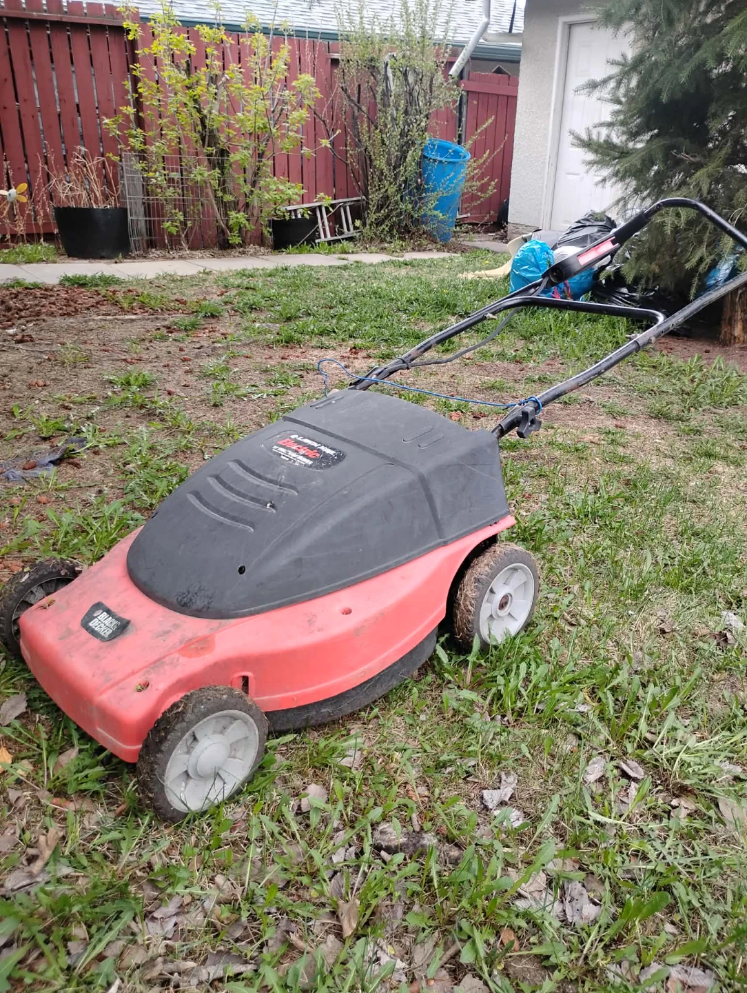 Black & Decker Lawn Hog Electric Mulching Mower - photo 3