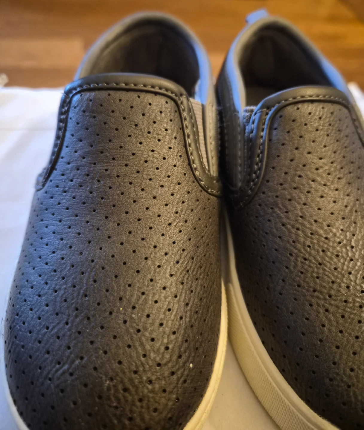 OshKosh B'gosh Kids Slip-On Shoes - Size 10M - photo 2