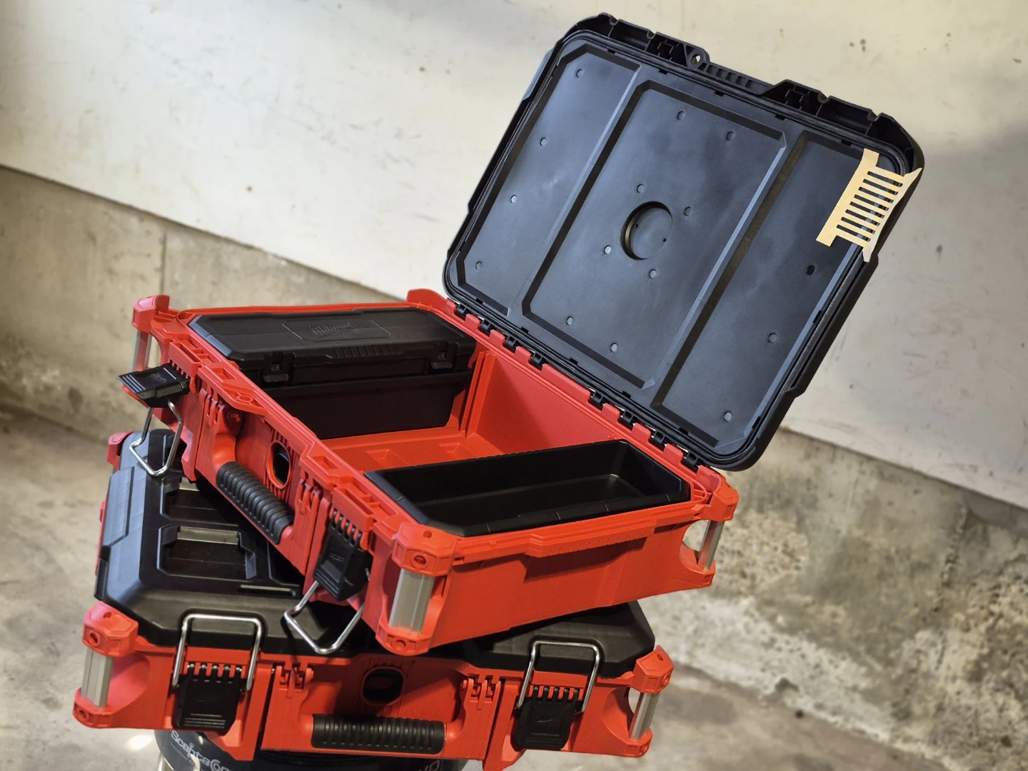 Milwaukee PACKOUT 2-Piece Tool Box Set - photo 2
