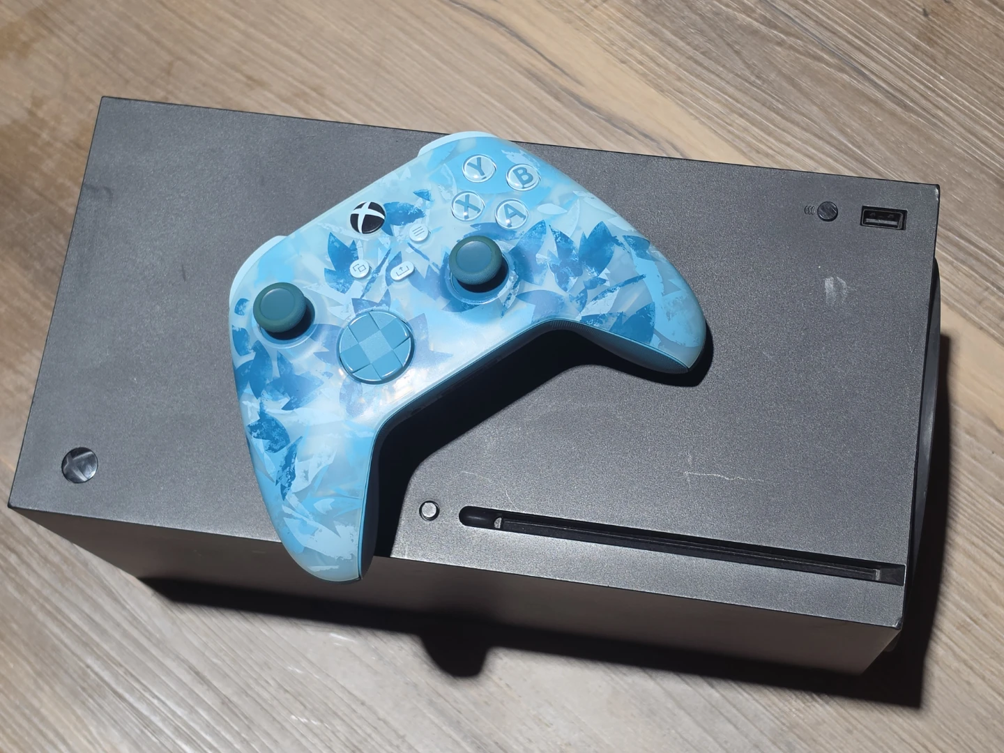Xbox Series X Console with Custom Blue Camo Controller - photo 5