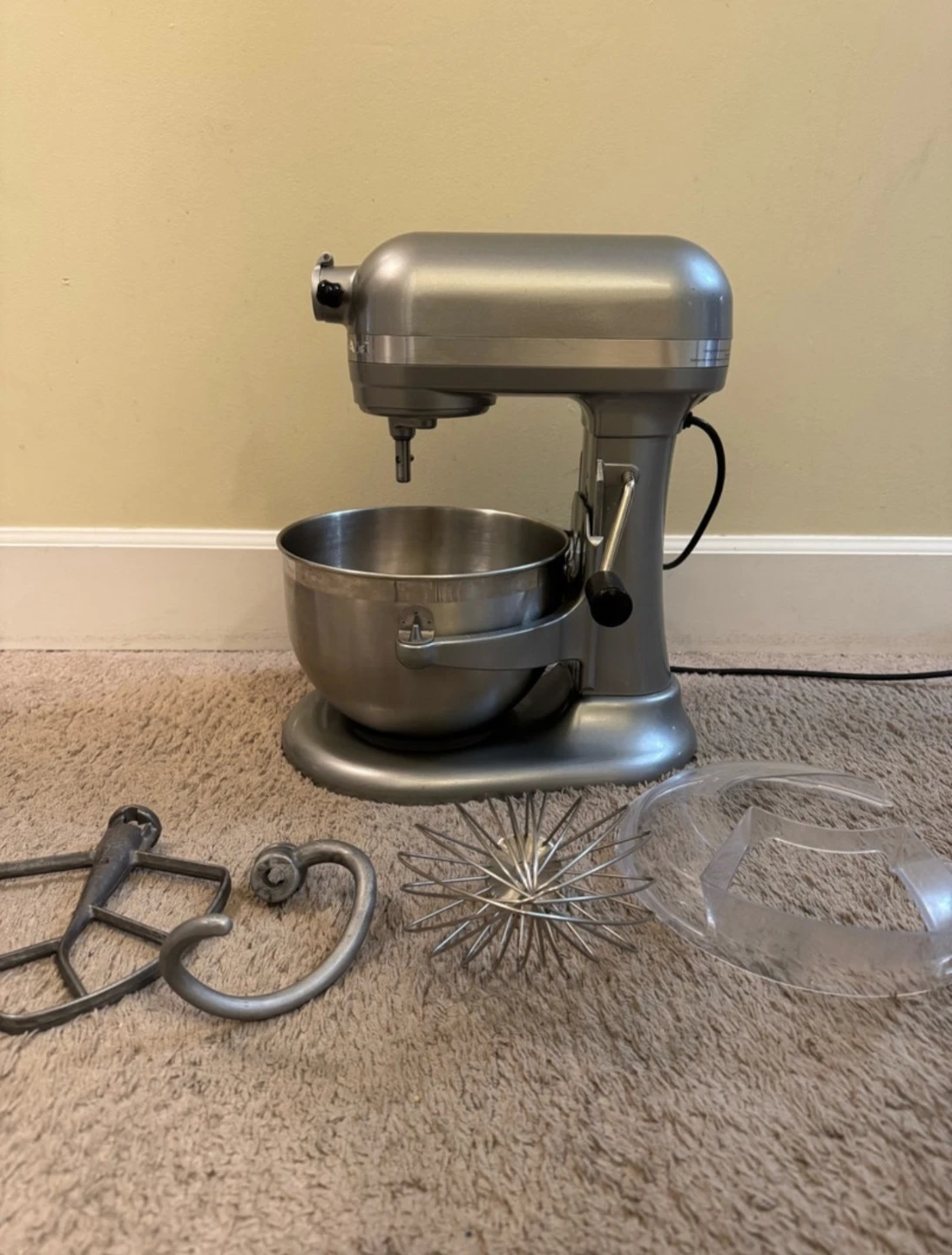 KitchenAid mixer 6quart 590 Watts - photo 5